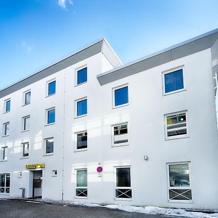 B&B Hotel Muenchen-Putzbrunn Exteriör bild