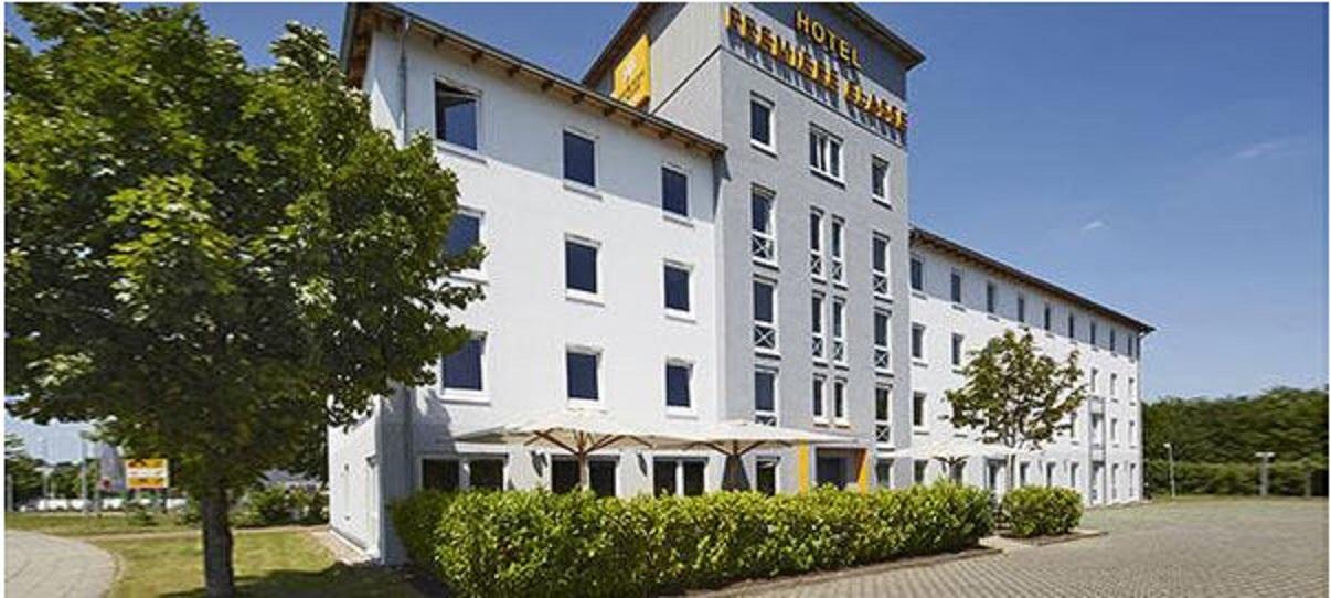 B&B Hotel Munchen-Putzbrunn Exteriör bild