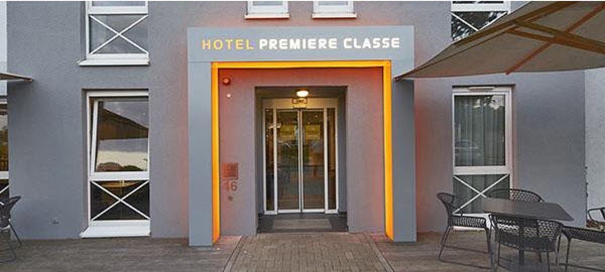 B&B Hotel Muenchen-Putzbrunn Exteriör bild