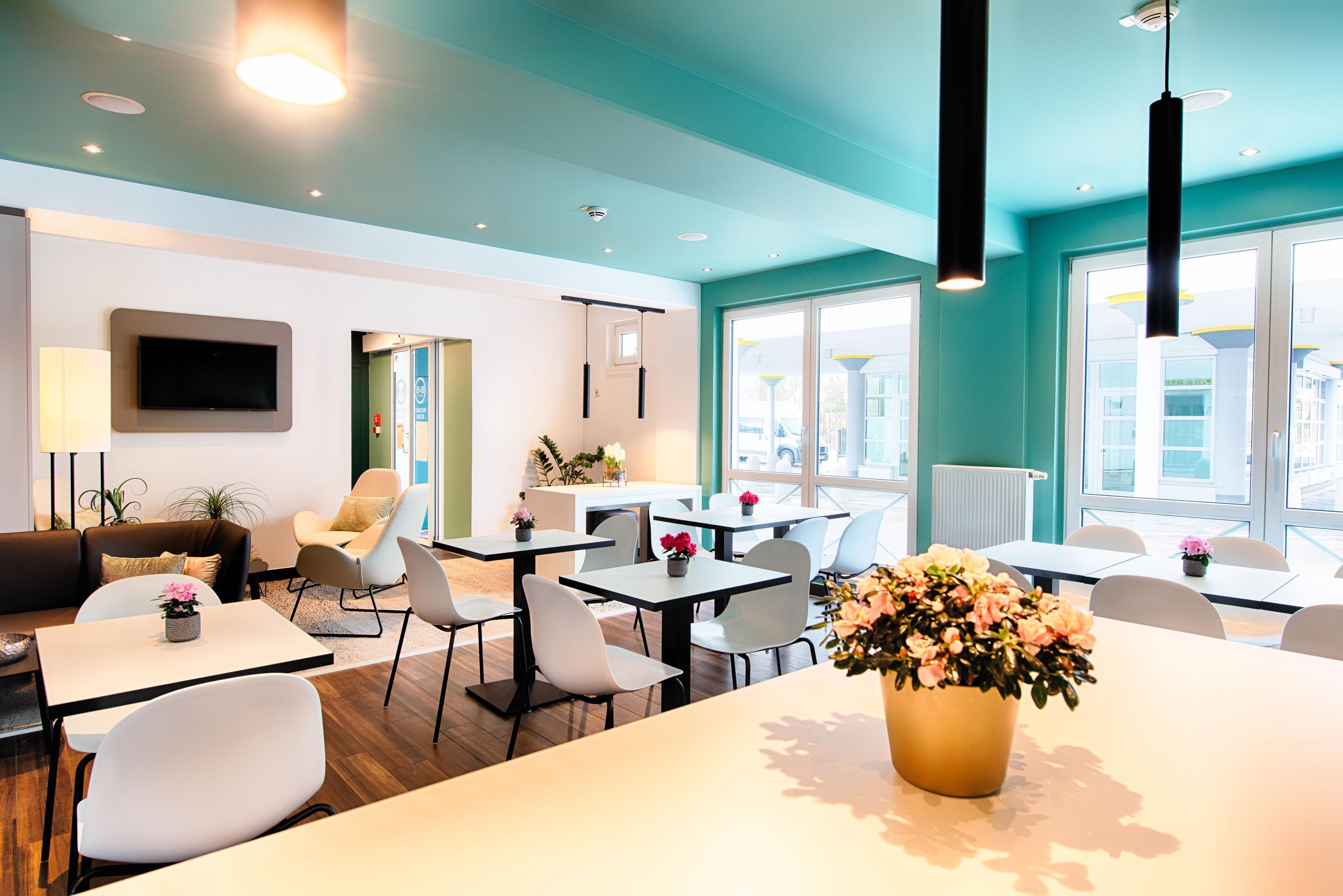 B&B Hotel Muenchen-Putzbrunn Exteriör bild